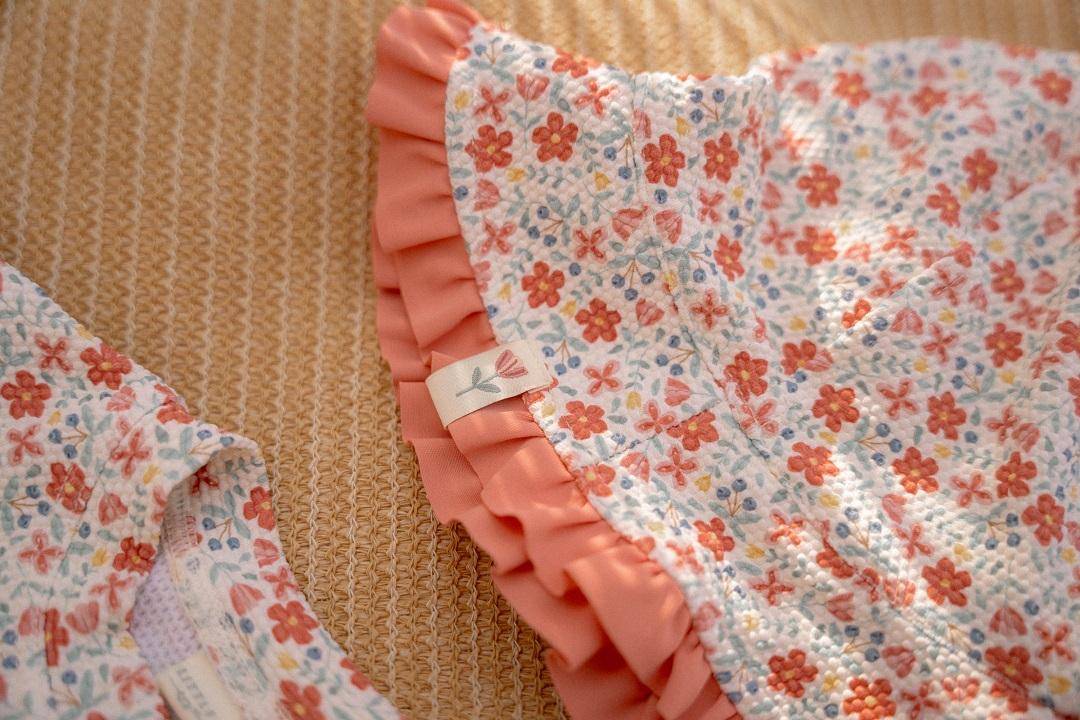 Reversible hat Sunny Flowers Multi-color | Little Dutch