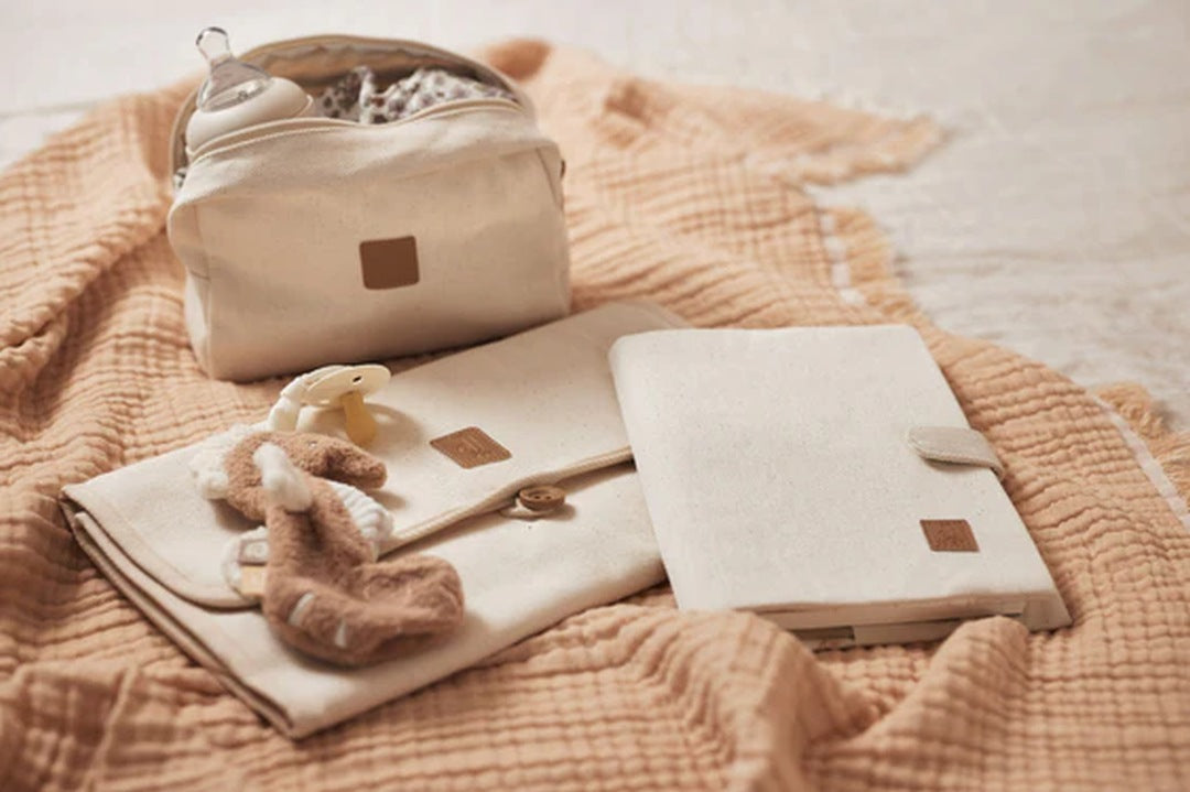 Child health record booklet cover & maternity record booklet cover Twill Sand | Jollein