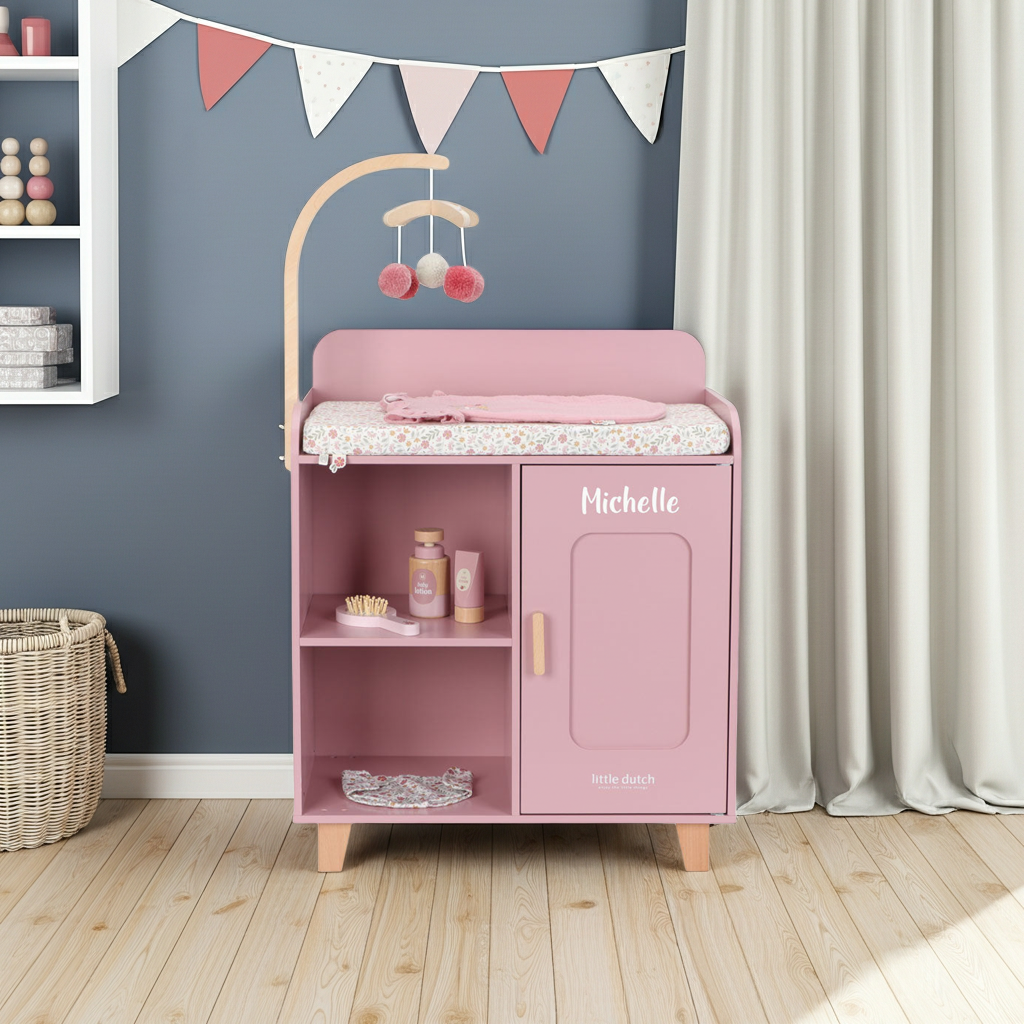 Wooden doll changing table – accessories for the doll world