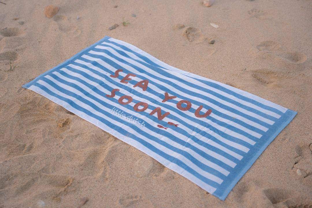 Bath towel Ocean Sea Life Ocean Blue | Little Dutch