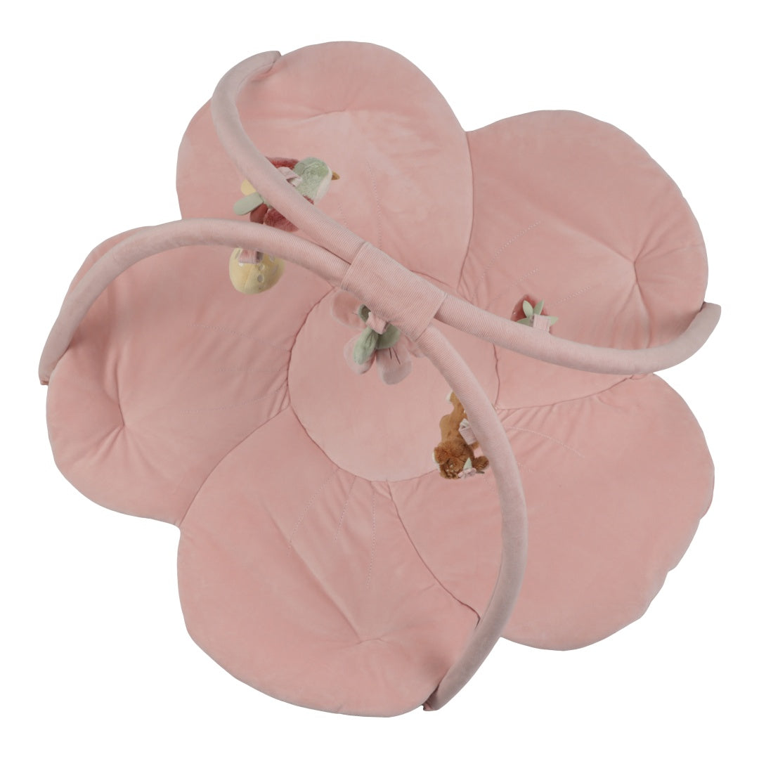 Play arch with blanket Fairy Garden