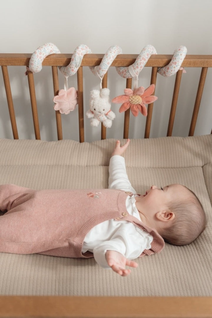 Lucky Blossom x Miffy Activity Spiral