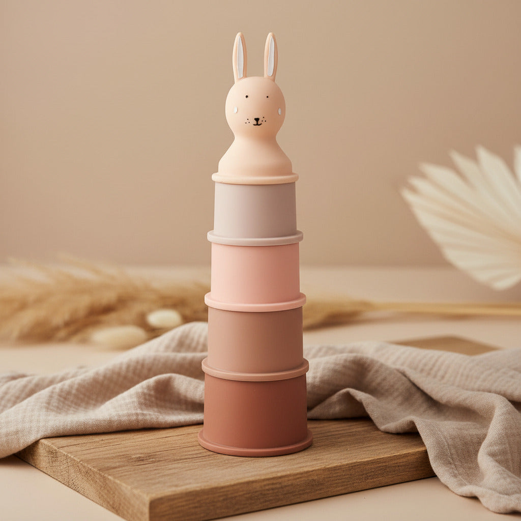 Stacking cup set, 5 pieces - Mrs. Rabbit | Trixie