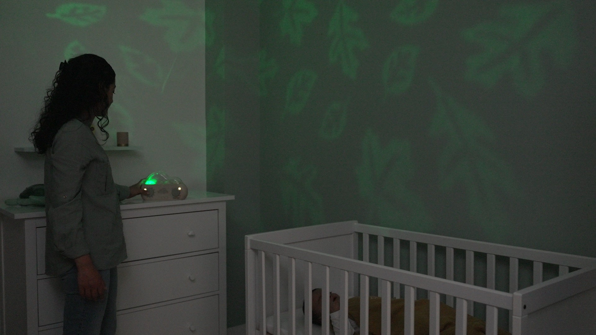 Cloud-Box, the audio play box with light projector | cloud.b